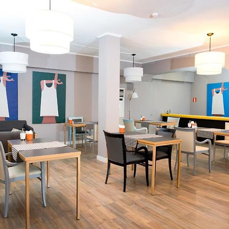 Mika City Hotel Алма Ата Екстериор снимка
