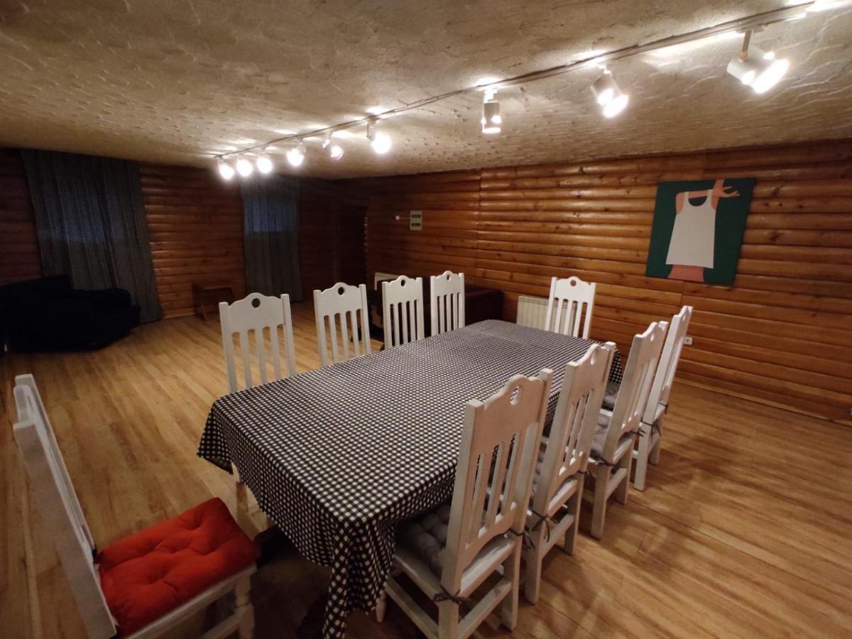 Mika City Hotel Алма Ата Екстериор снимка