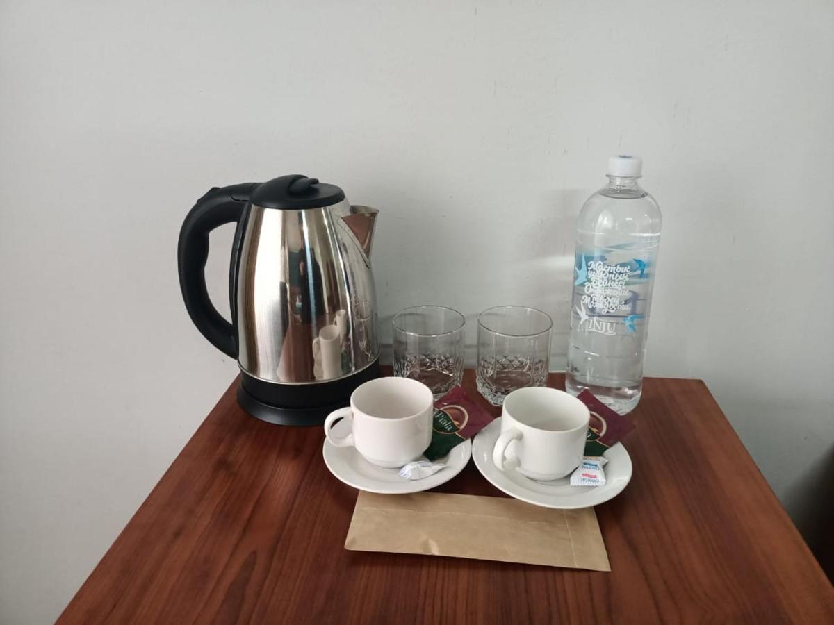 Mika City Hotel Алма Ата Екстериор снимка